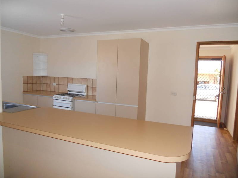 1/15 Tudor Court, Hoppers Crossing VIC 3029