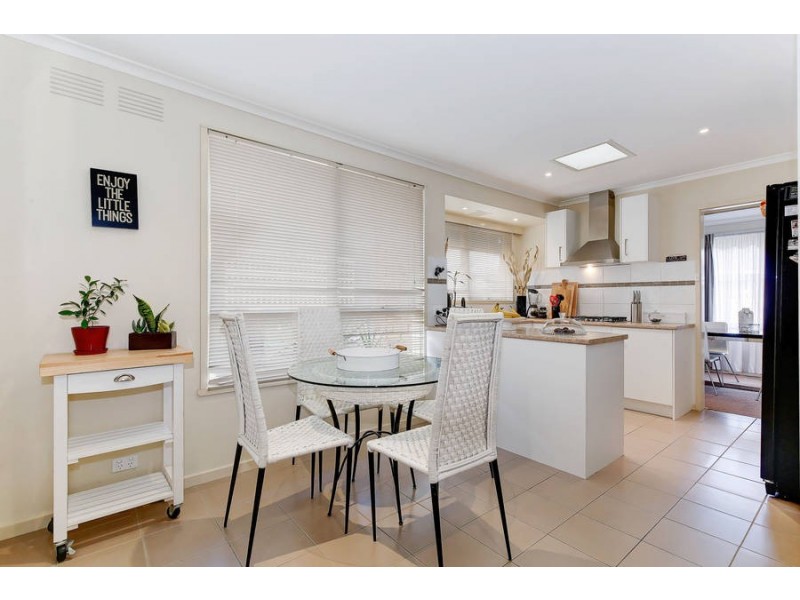 15 Harris Avenue, Hoppers Crossing VIC 3029