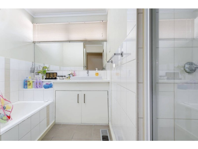 15 Harris Avenue, Hoppers Crossing VIC 3029