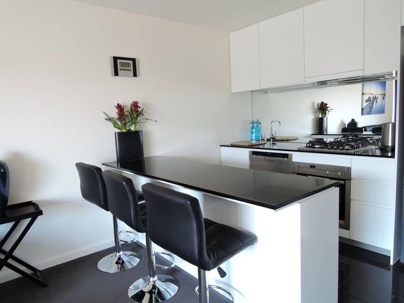 126/50 Catamaran Drive, Werribee South VIC 3030