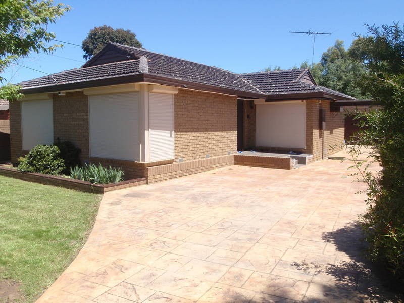 33 Claremont Crescent, Hoppers Crossing VIC 3029