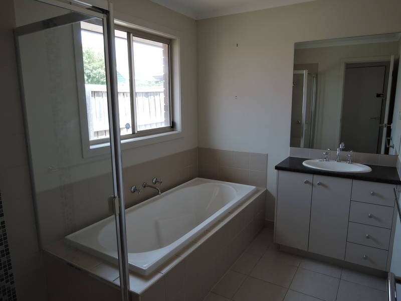 8  Parvum Way, Wyndham Vale VIC 3024
