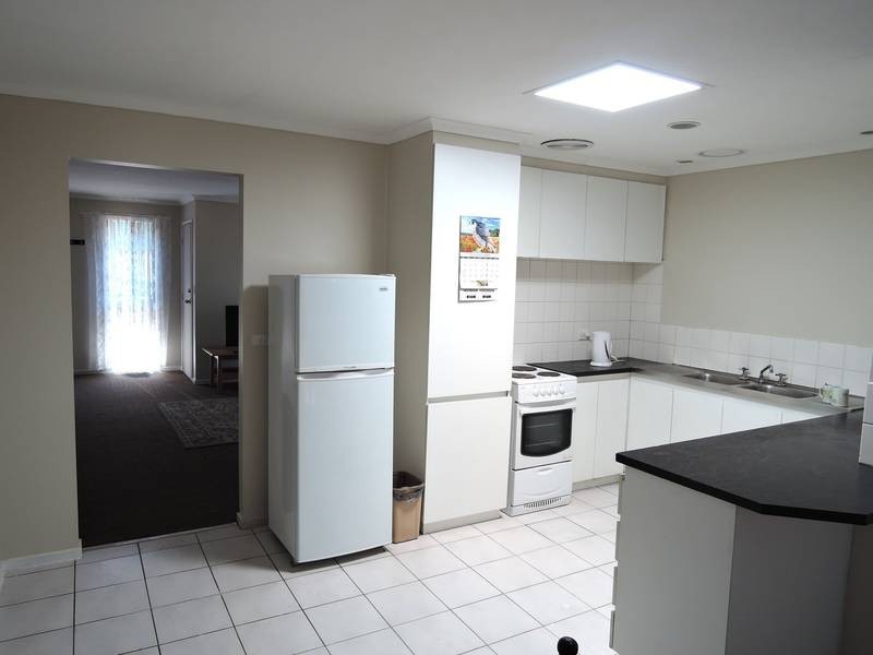 1/18 Minogue Crescent, Hoppers Crossing VIC 3029