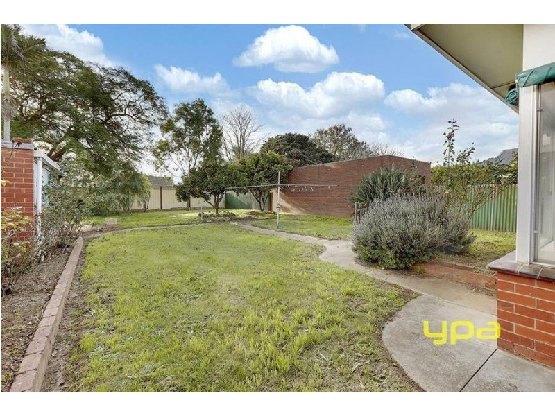 16 Railway Avenue, Werribee VIC 3030