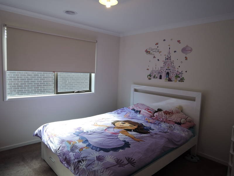 25 Hawker Street, Williams Landing VIC 3027