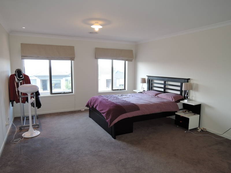 25 Hawker Street, Williams Landing VIC 3027