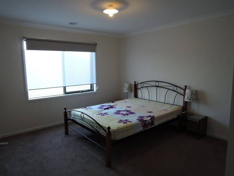 25 Hawker Street, Williams Landing VIC 3027