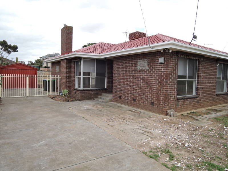 14 Elizabeth Avenue, Werribee VIC 3030