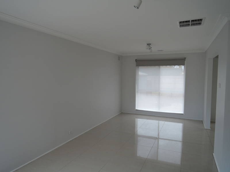 14 Elizabeth Avenue, Werribee VIC 3030