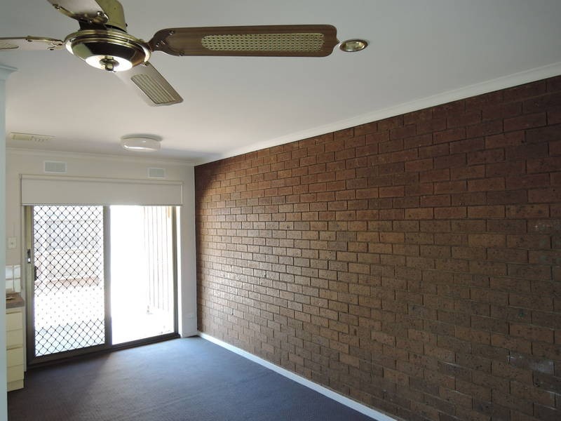 27/17 Lauraville Avenue, Werribee VIC 3030