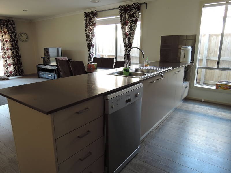 26 Chantelle Parade, Tarneit VIC 3029