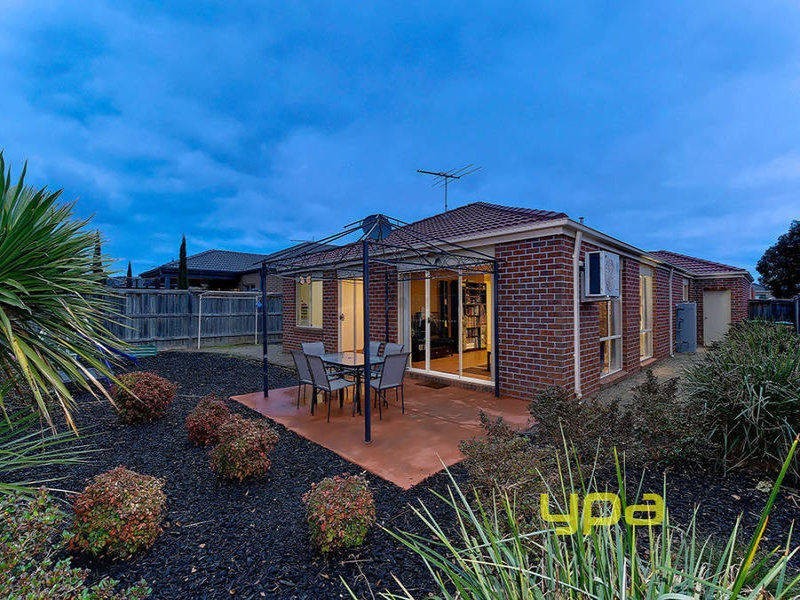 21 Seychelles Street, Point Cook VIC 3030