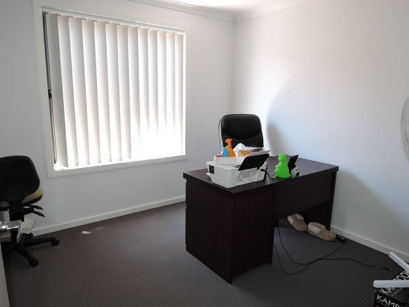 2/3 Mark Drive, Tarneit VIC 3029