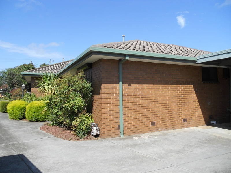 2/11 Rainsford Street, Werribee VIC 3030