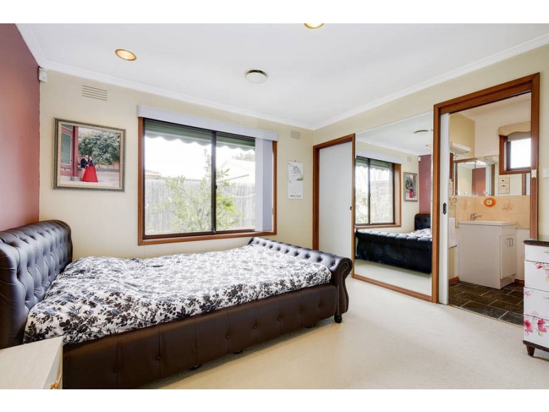 11 Willmott Drive, Hoppers Crossing VIC 3029