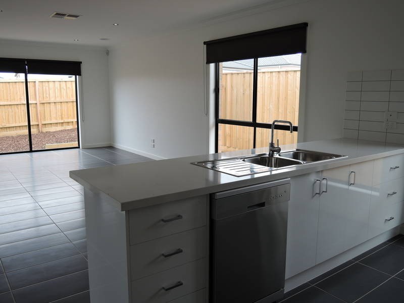 36 Kurrali Crescent, Werribee VIC 3030