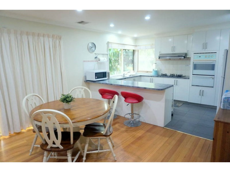 11 Kempton Court, Seabrook VIC 3028