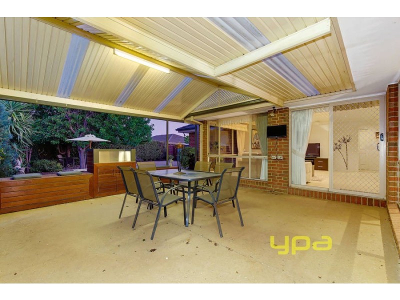 8 Waratah Road, Werribee VIC 3030