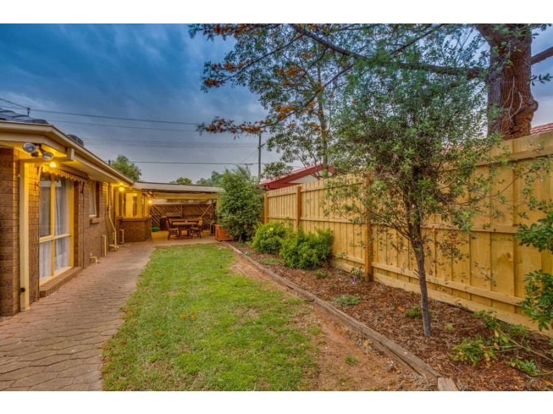 252 Greaves Street North, Werribee VIC 3030