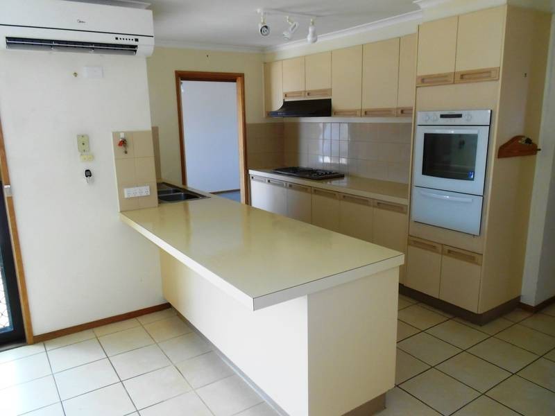 5 Greenshank Court, Werribee VIC 3030