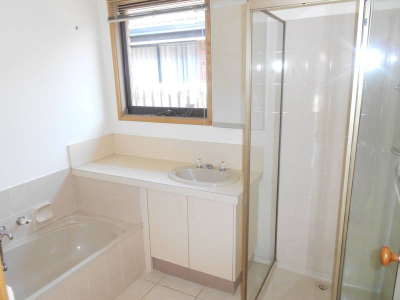 5 Greenshank Court, Werribee VIC 3030