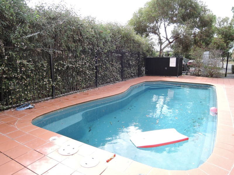 5/14 Mickleton Grove, Point Cook VIC 3030