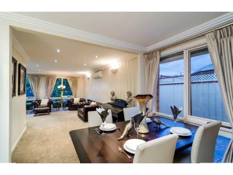 16 Westminster Drive, Werribee VIC 3030