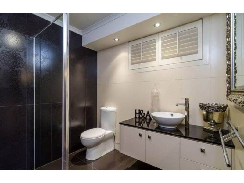 16 Westminster Drive, Werribee VIC 3030