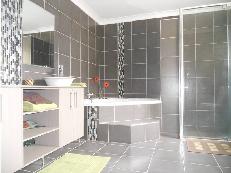 25A Parklands Grove, Werribee VIC 3030