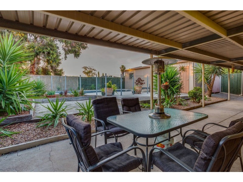 17 Pigeon Street, Werribee VIC 3030