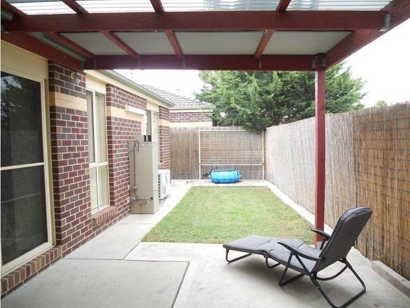 2/119 Mossfiel Drive, Hoppers Crossing VIC 3029