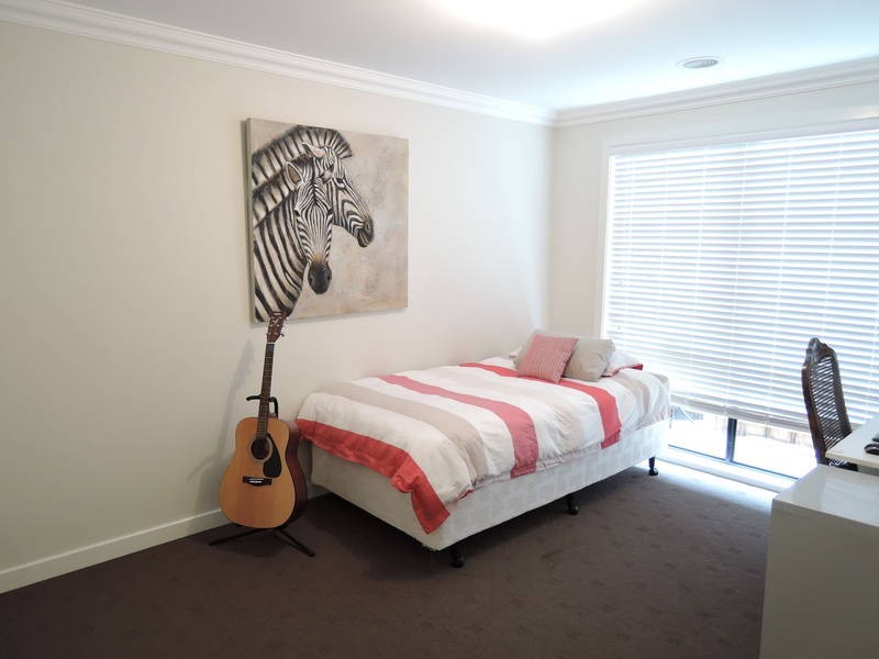 3 Sunbird Crescent, Hoppers Crossing VIC 3029