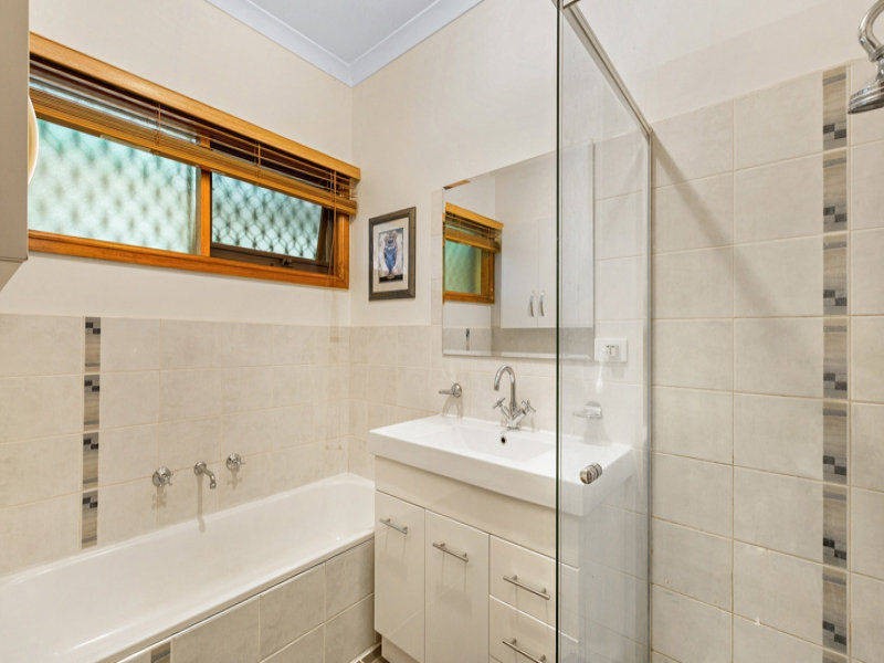 10 Kempton Court, Seabrook VIC 3028