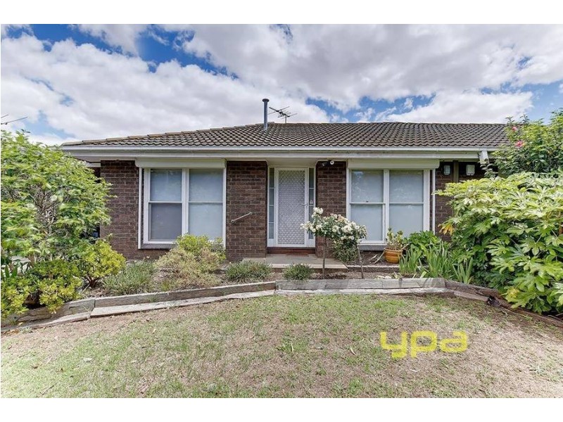 3/2 Railway Avenue, Werribee VIC 3030