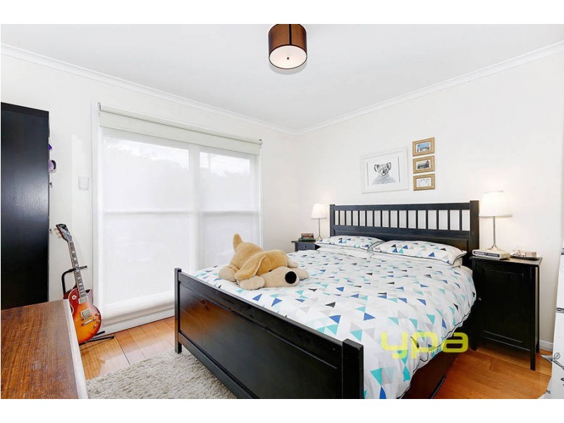 3/2 Railway Avenue, Werribee VIC 3030