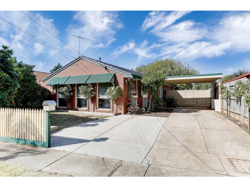 10 Rowes Road, Werribee VIC 3030