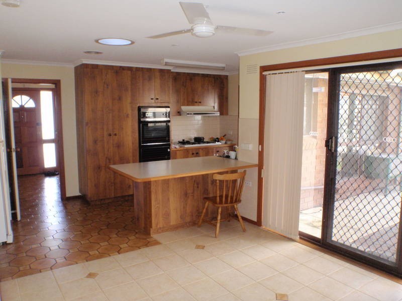 1 Dorchap Court, Hoppers Crossing VIC 3029