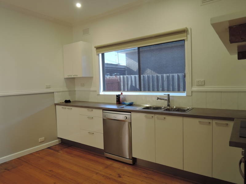 16 Galvin Road, Werribee VIC 3030