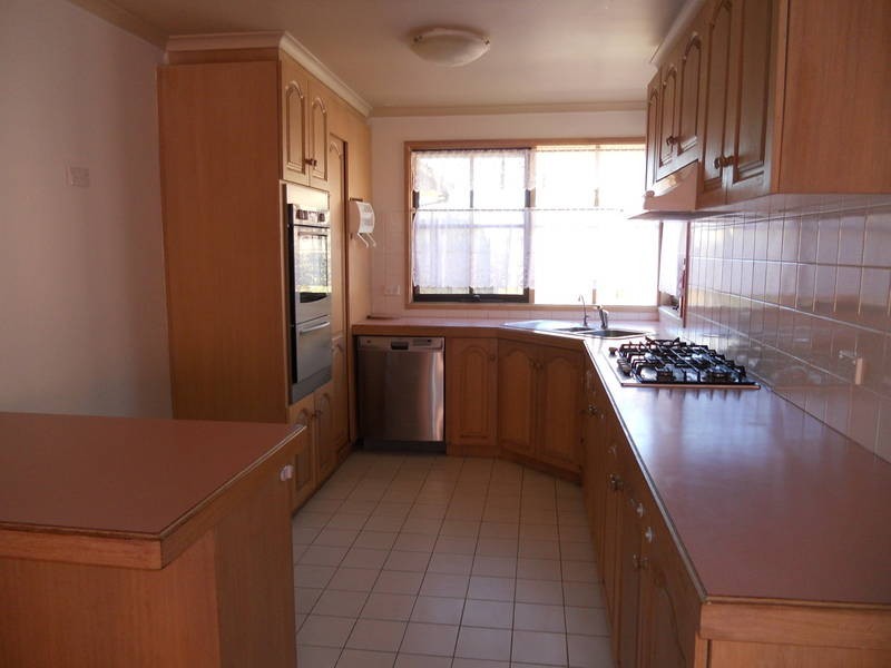 9 Greylea Grove, Seabrook VIC 3028