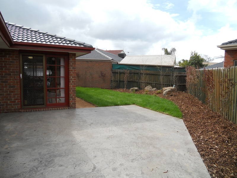 9 Greylea Grove, Seabrook VIC 3028