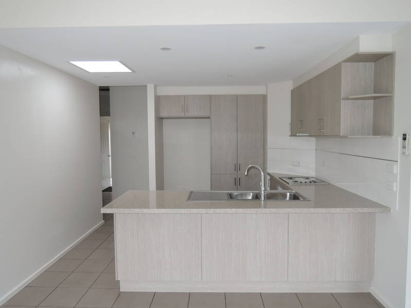 2/12 Trinca Court, Werribee VIC 3030