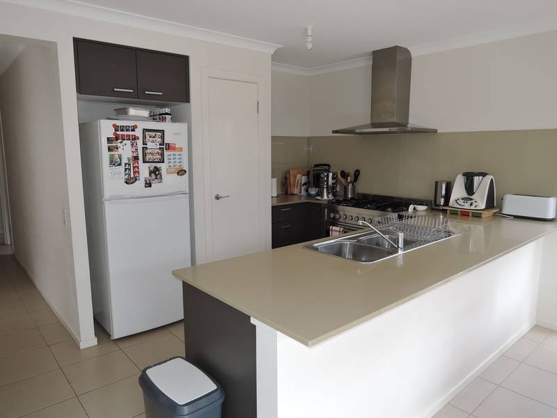 2/81 Princes Highway, Werribee VIC 3030