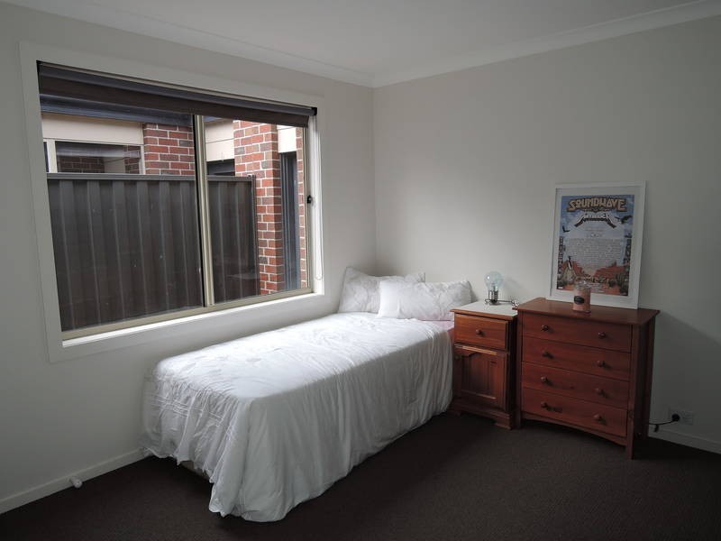 2/81 Princes Highway, Werribee VIC 3030