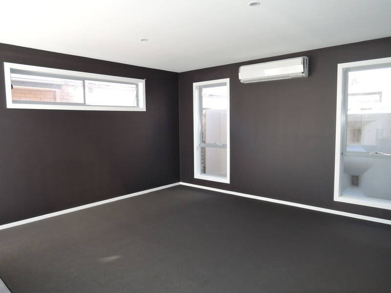 1A Hub Street, Werribee VIC 3030