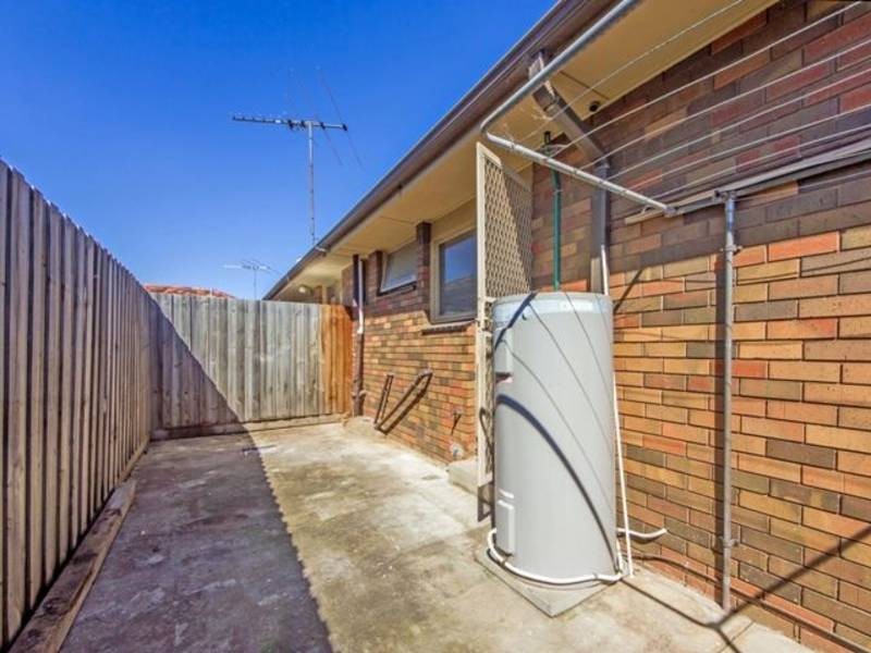 1/11B Edgar Street, Werribee VIC 3030