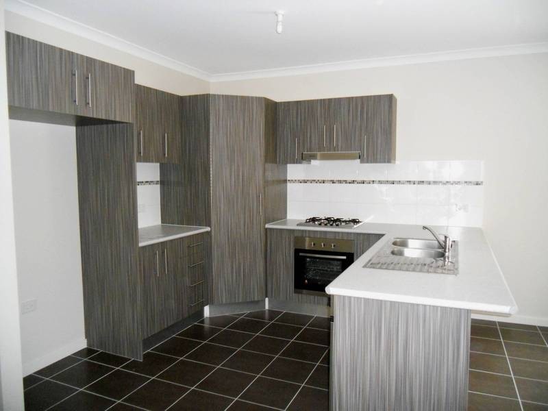 2/49 Nicklaus Drive, Hoppers Crossing VIC 3029