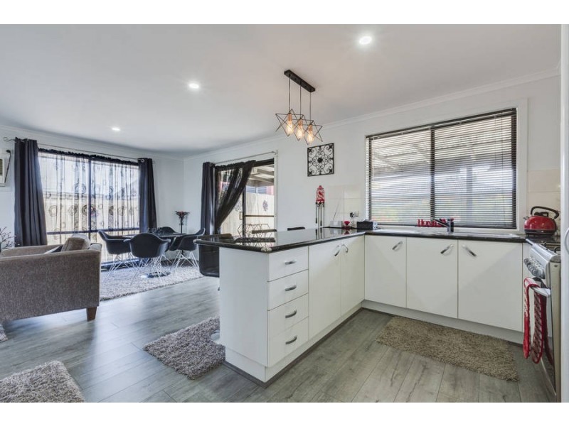 10 Shearwater Court, Hoppers Crossing VIC 3029