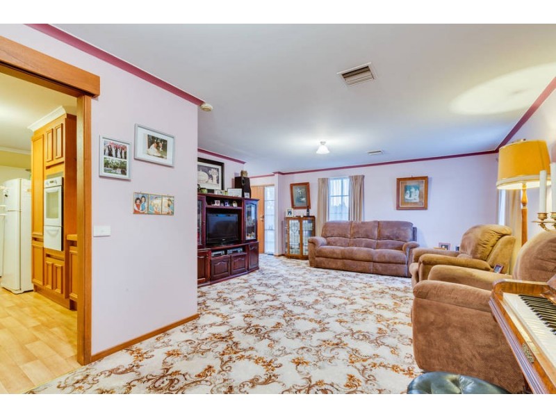 13 Elmes Court, Hoppers Crossing VIC 3029