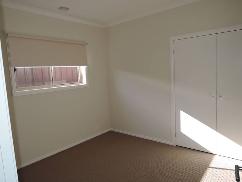 52 Bregman Esplanade, Wyndham Vale VIC 3024