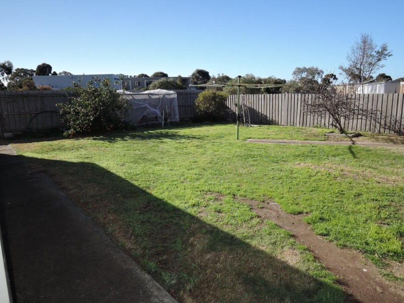 27 Silvereye Crescent, Werribee VIC 3030